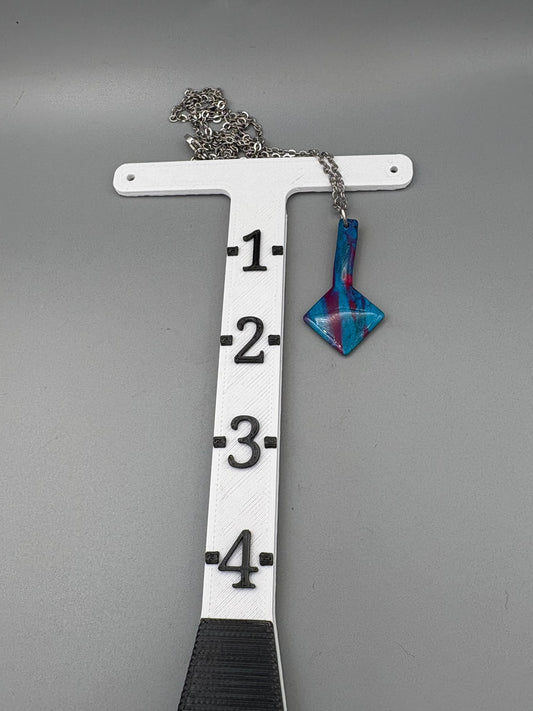 Colliers pendentifs diamants bleus et violets