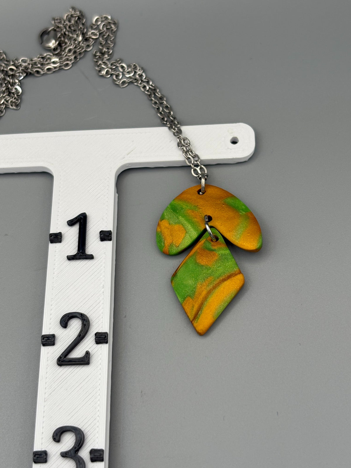 Green & Gold Curve & Diamond Necklace