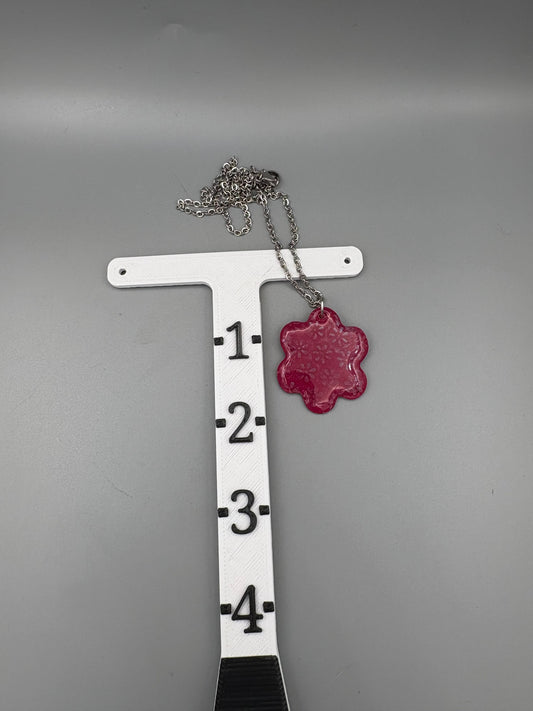 Collier fleur texturé