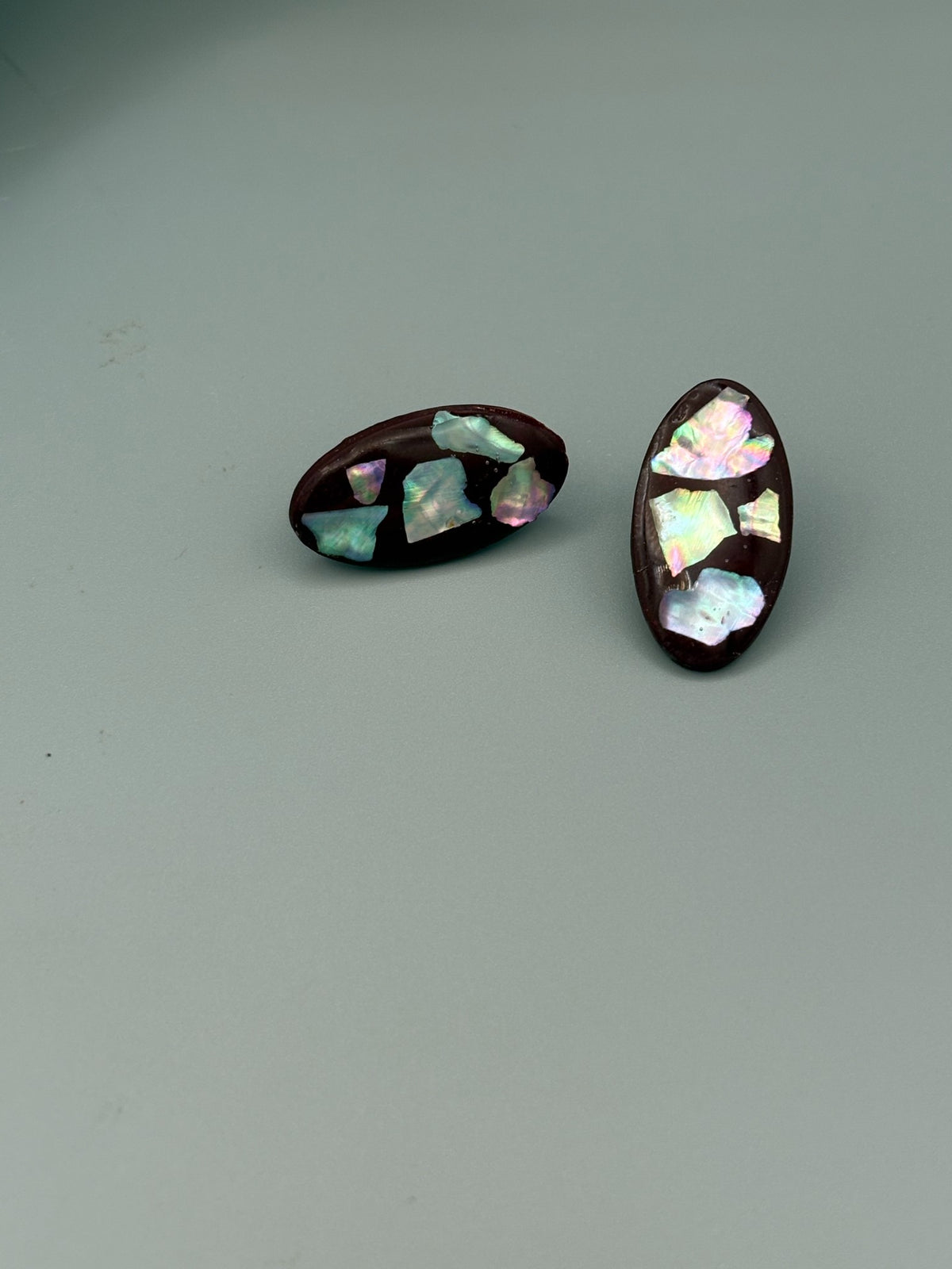 Dark Red Tidal Fragments Oval Stud Earrings
