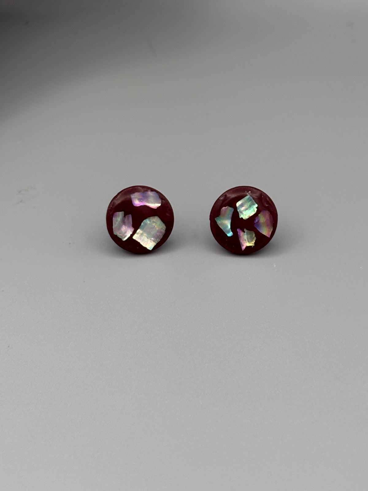 Burgundy Tidal Fragments Circle Stud Earrings