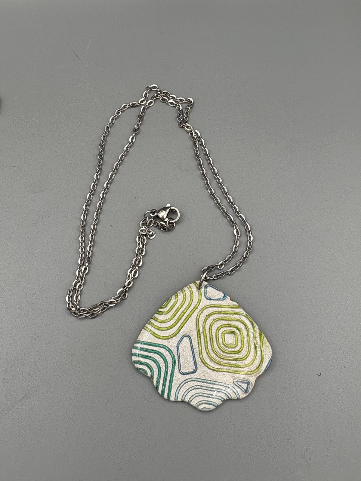 Ivory Art Deco Scallop Necklace