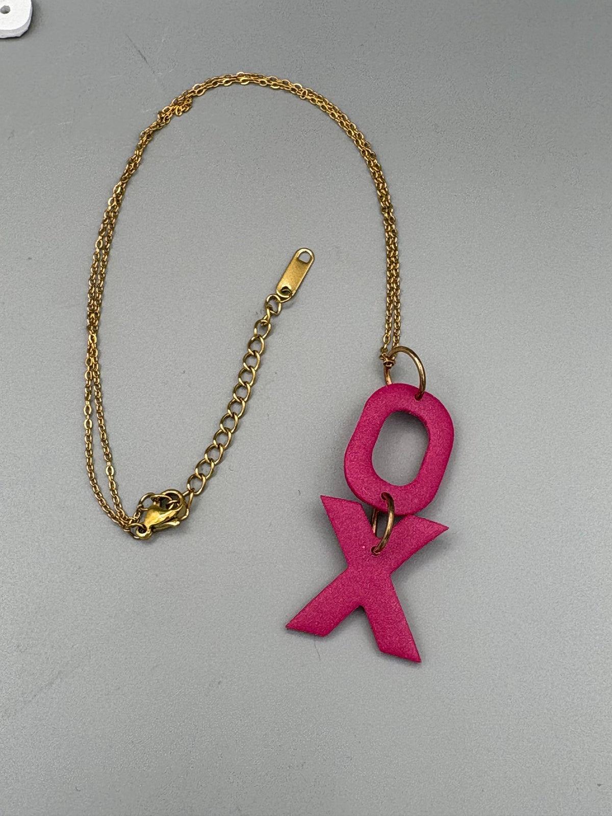 Pink Hug & Kiss Necklace