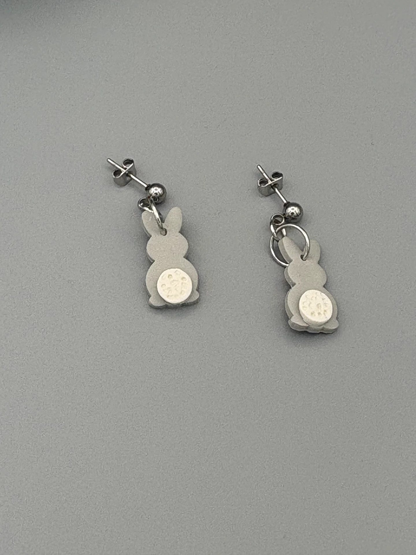 [5-12] Grey Bunny Butts