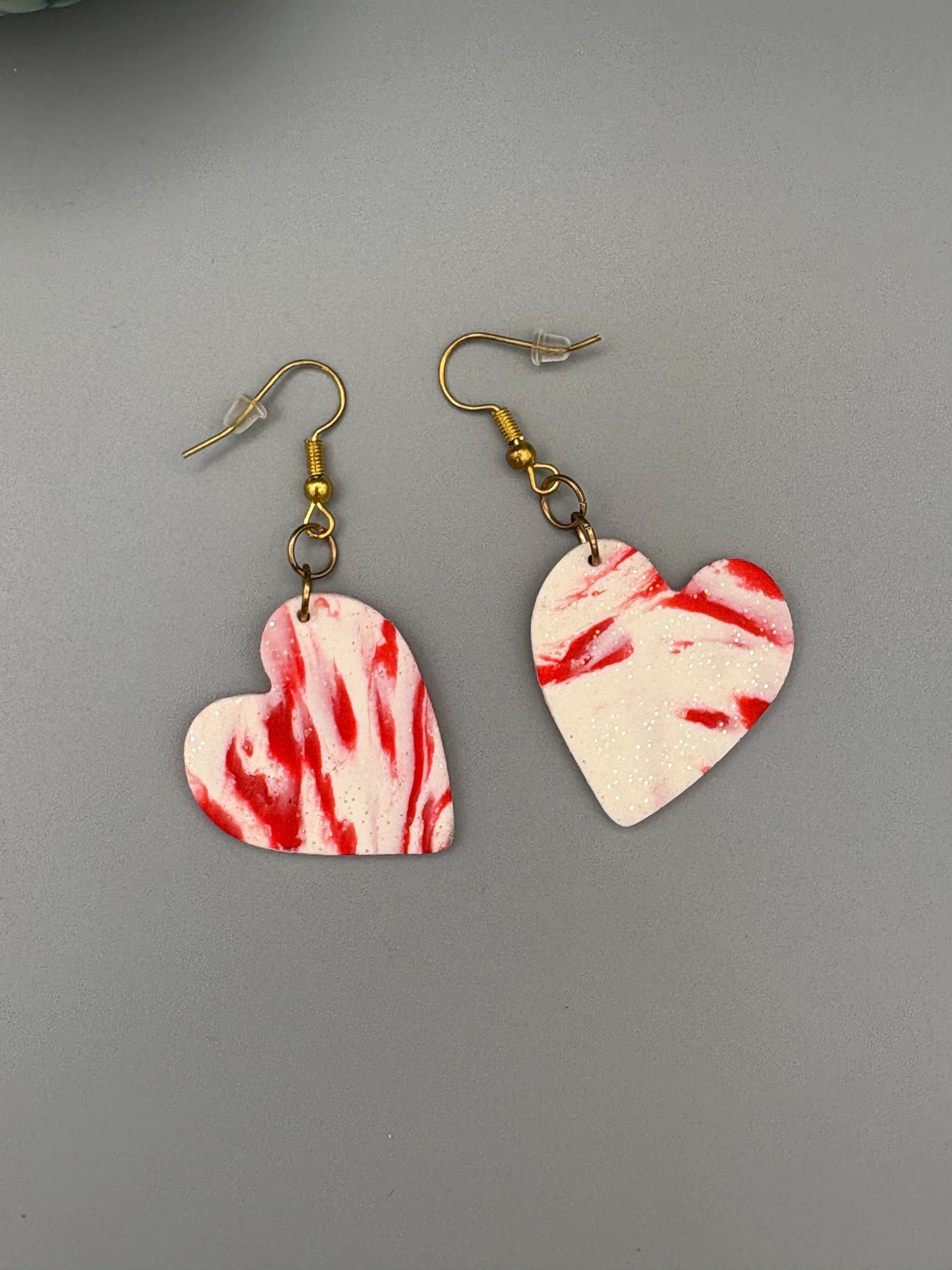 [6-10] Red & White Marble Hearts