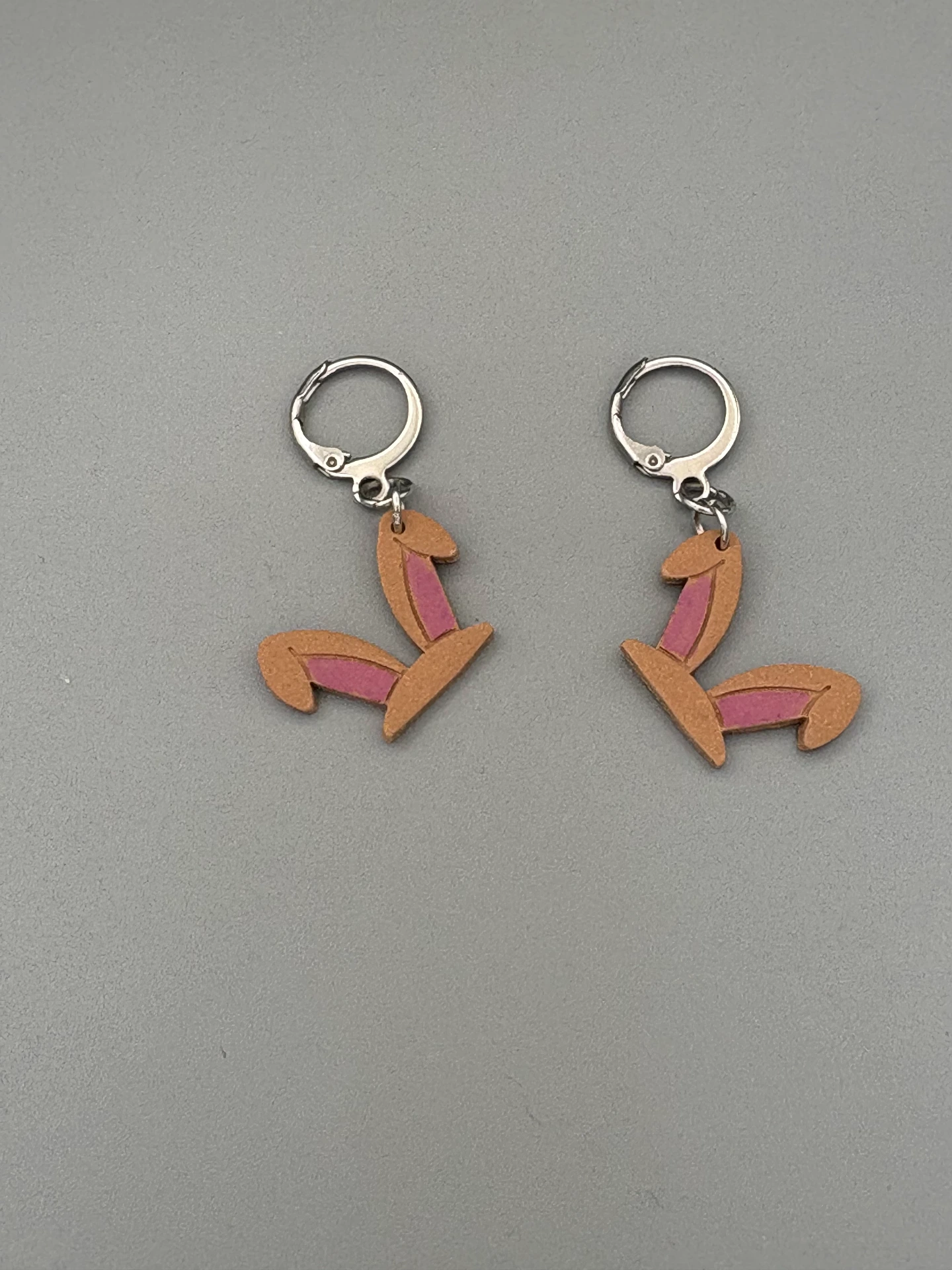 [61-25] Brown Rabbit Ears