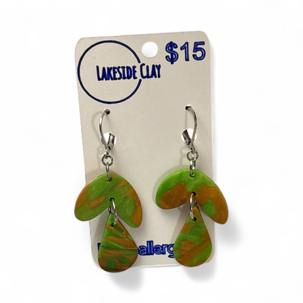 Green & Gold Curves & Drops