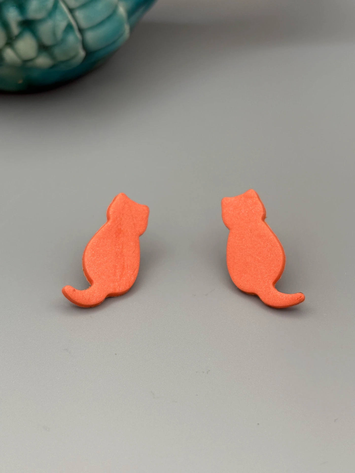 Orange Sitting Cat Studs