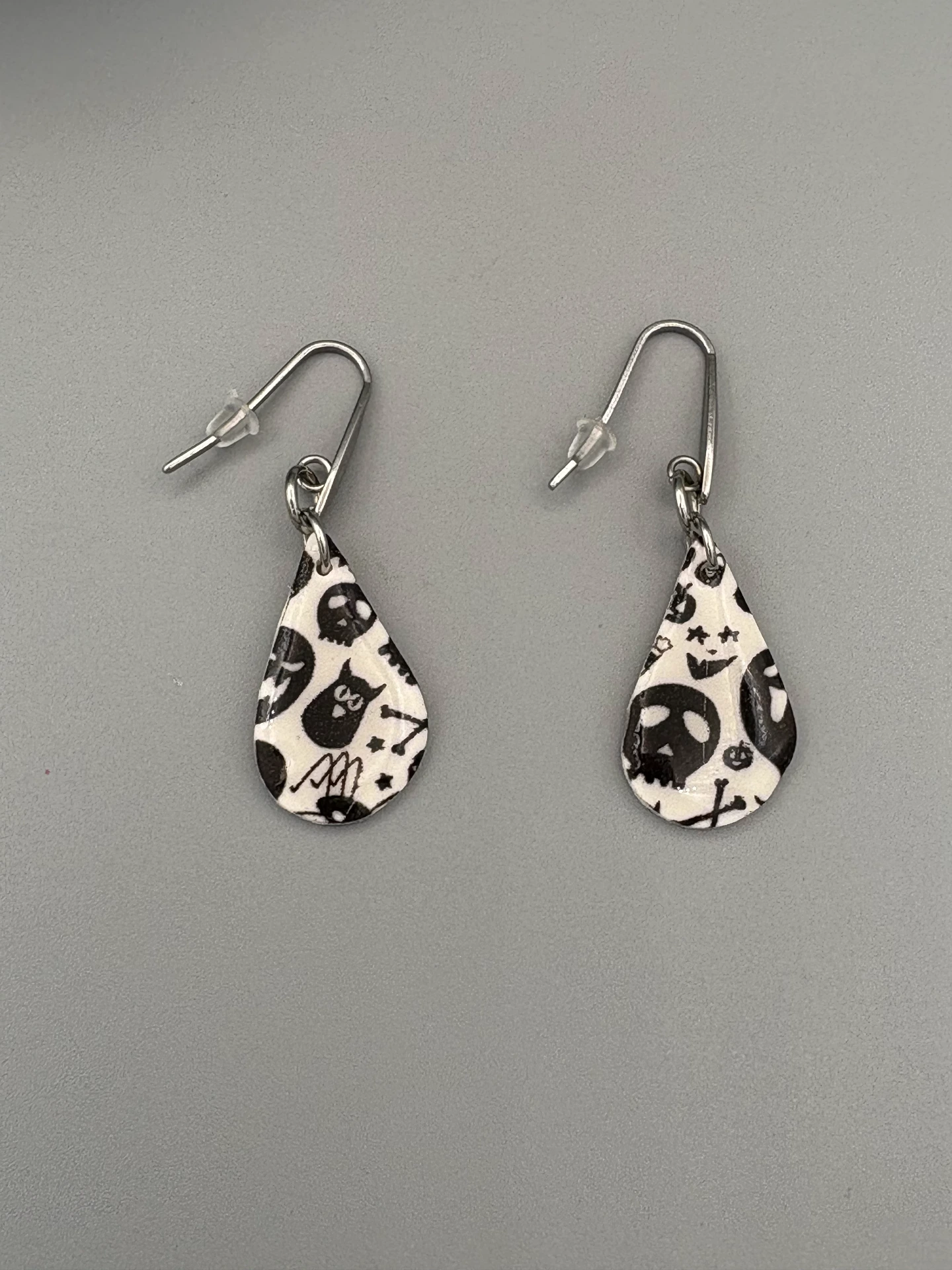 Spooky Drops