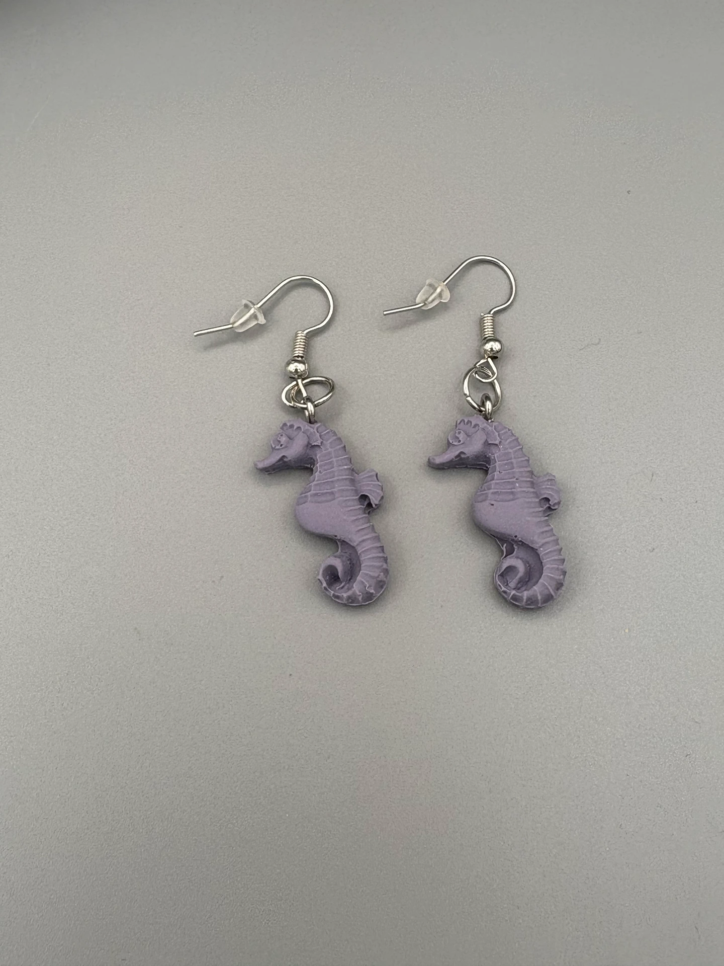 [35-19] Lavender Seahorses