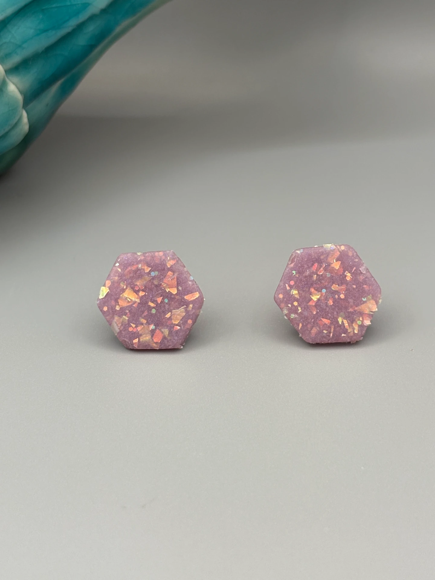 [43-23] Purple Opalescent Hexagons