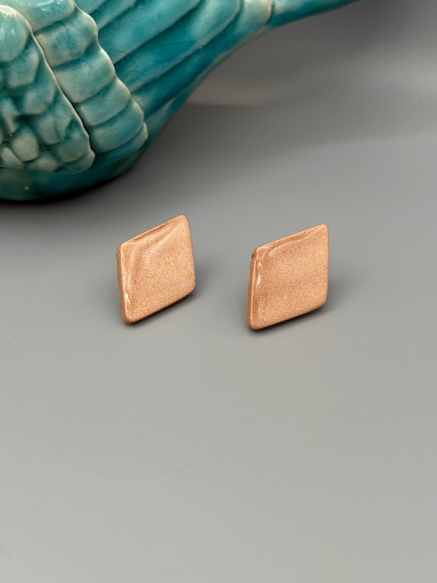 Bronze Diamonds