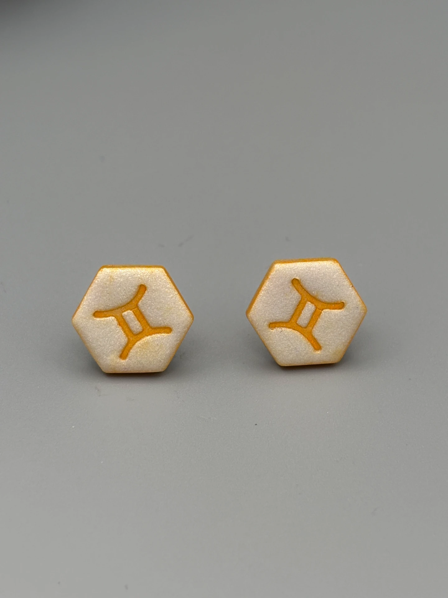 Gemini Studs