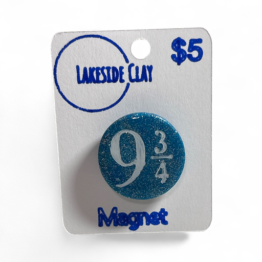 [Q-10] Blue Sparkly 9 3/4 Magnet