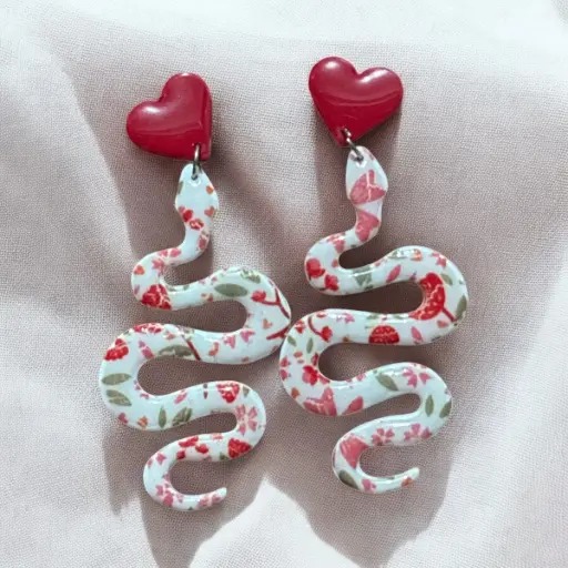 [9-25] Flower Pattern Snake Dangles