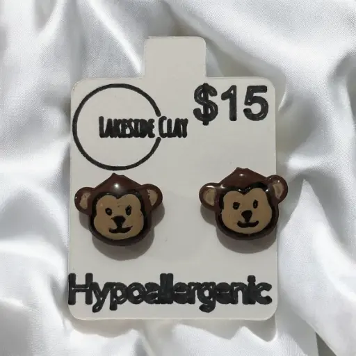 [64-4] Monkey Studs