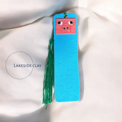 [22-110] Minecraft Pig Bookmark