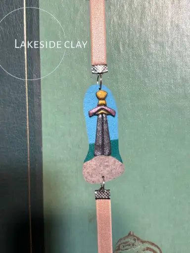 [66-9] Sword in the Stone Elastic Bookmark